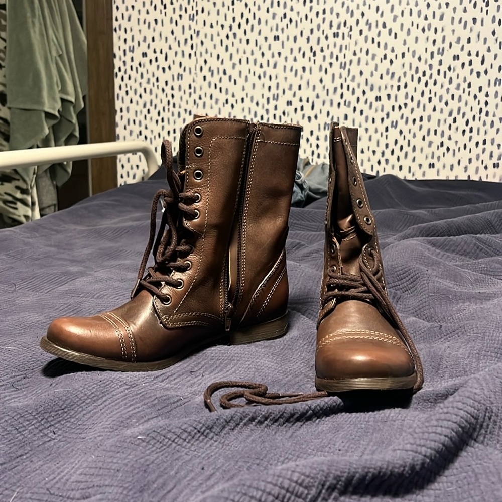 NWT Steve Madden combat boots